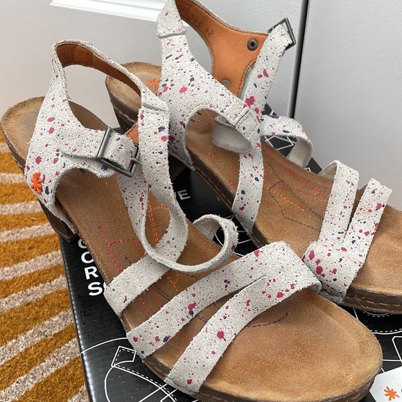 Art “I Meet” Sandals - Picture 2 of 6